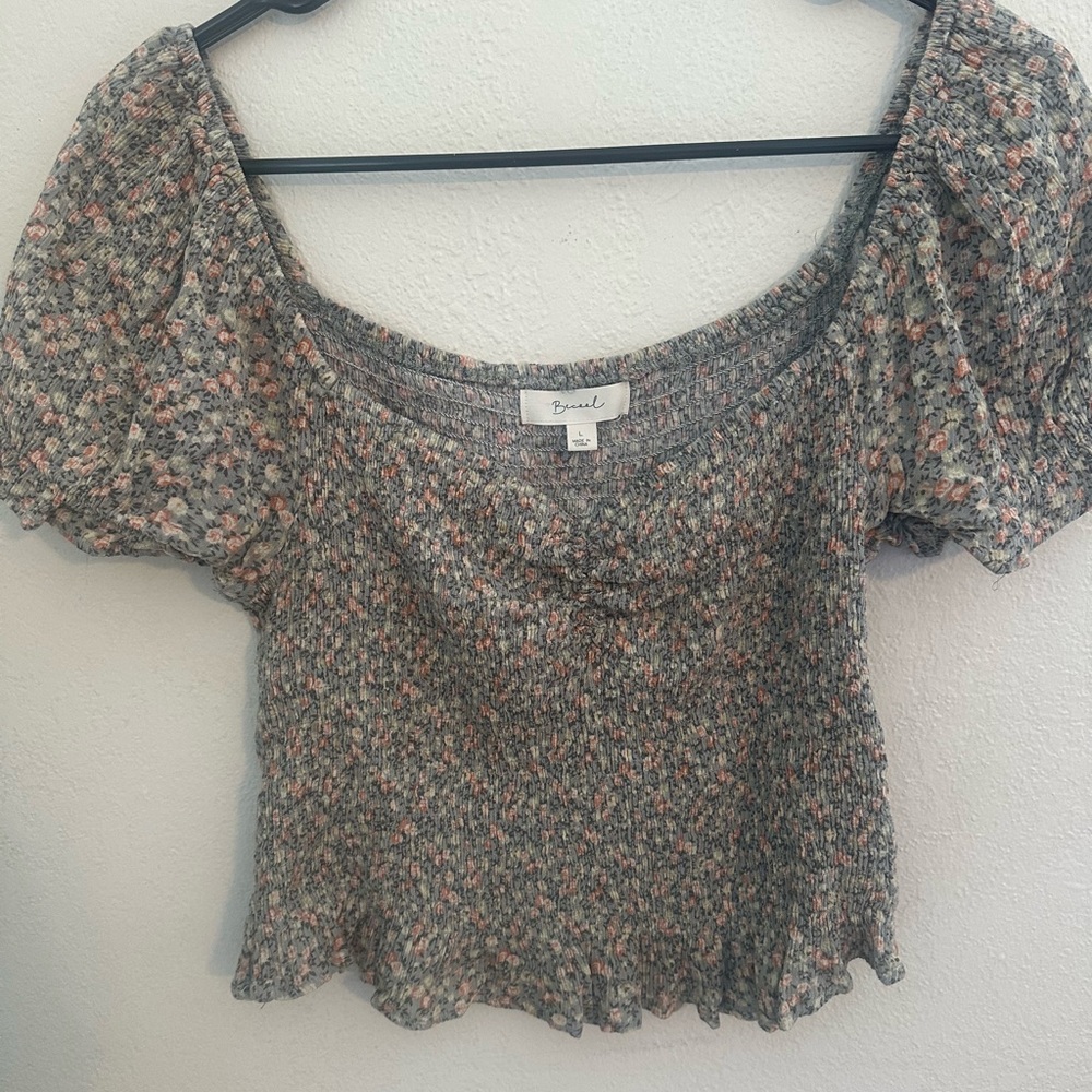 Brandy Melville Brown Tan Puff Sleeve Smocked Blouse